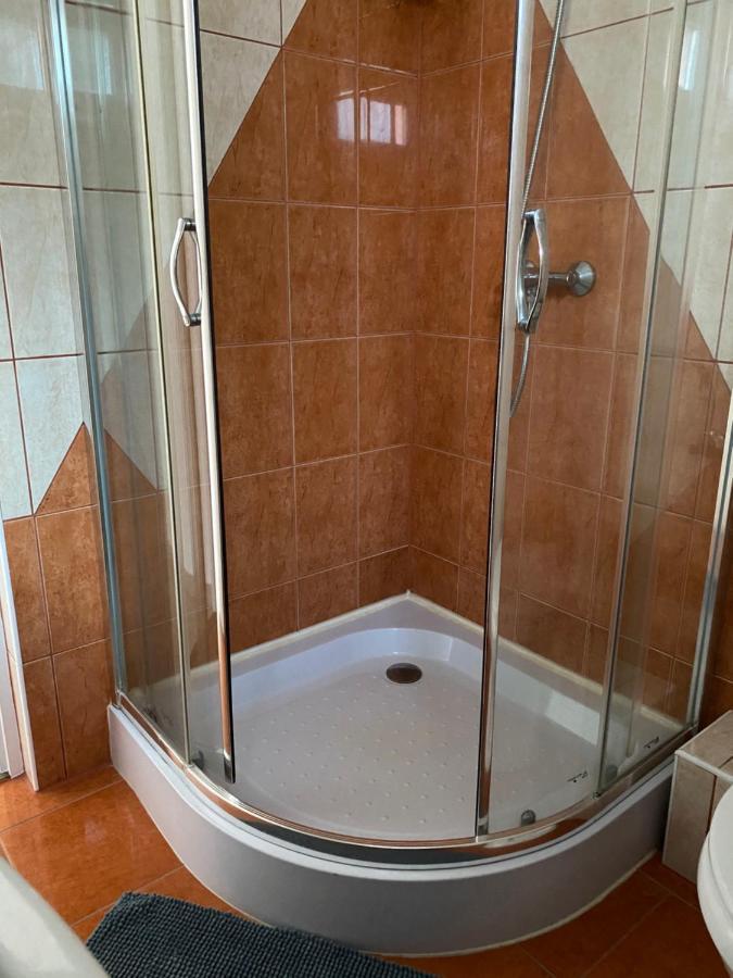 佐洛卡罗斯Bonita Apartmanhaz公寓 外观 照片